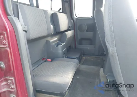 2004 GMC Canyon Sle z USA, uszkodzony, nr VIN 1GTDS196448136731